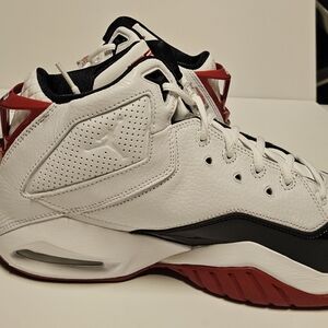 11 M - Jordan B'Loyal - White/Varsity Red-Black Brand New with OG Box